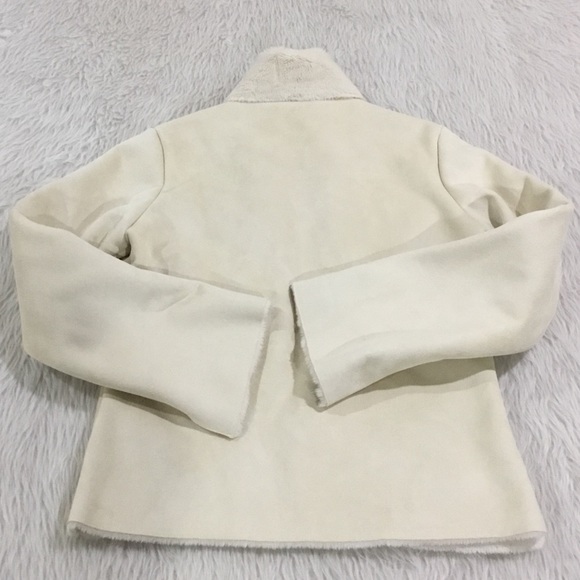 WHBM cream faux fur jacket - Picture 6 of 6